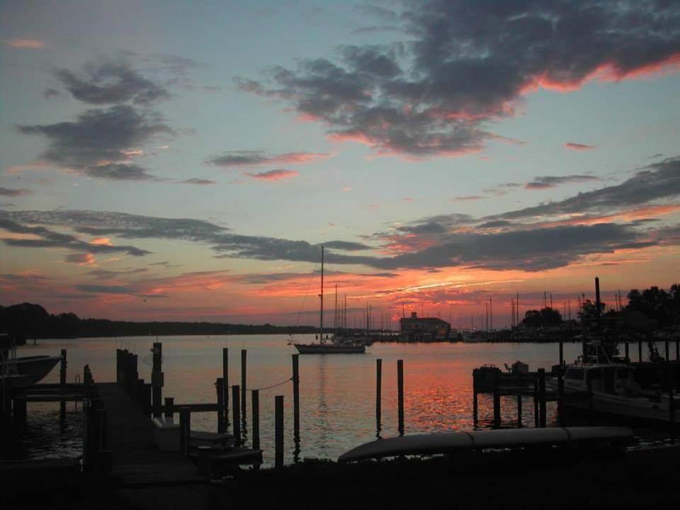 Blue Heron Inn - A Bed And Breakfast Llc Solomons Buitenkant foto