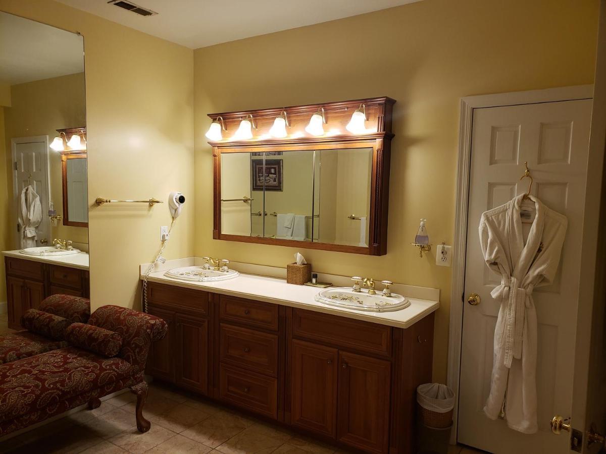 Blue Heron Inn - A Bed And Breakfast Llc Solomons Buitenkant foto