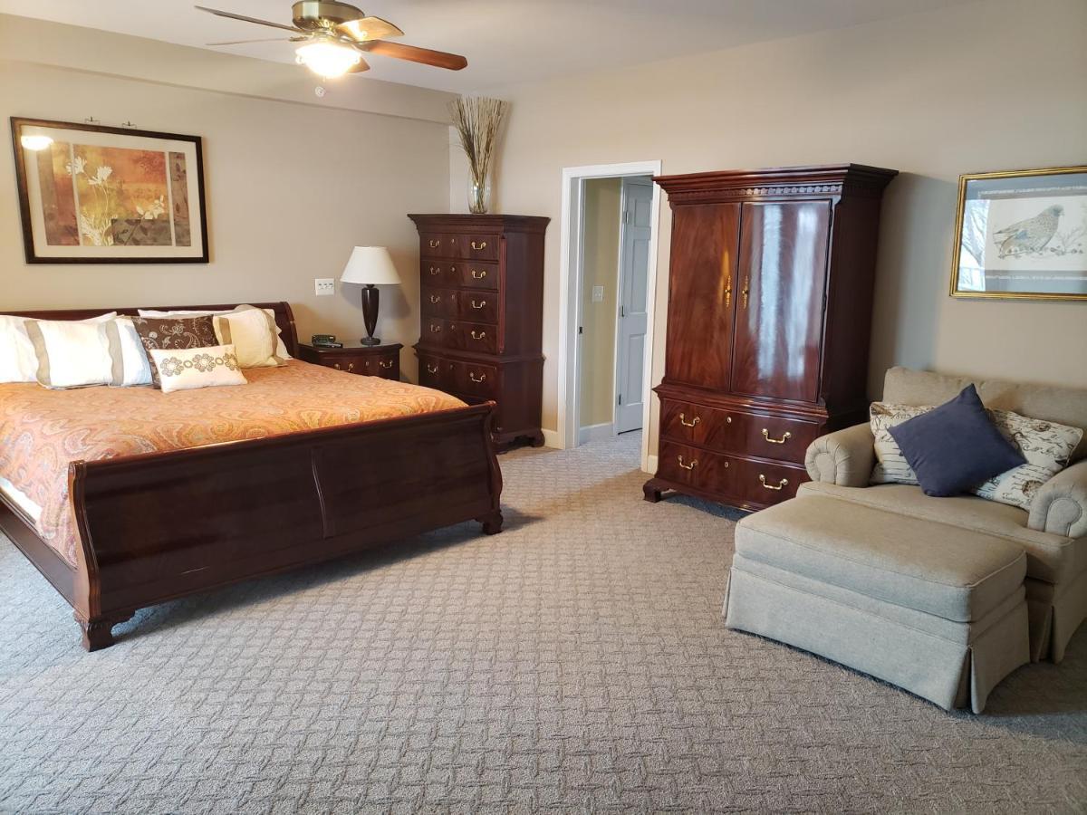 Blue Heron Inn - A Bed And Breakfast Llc Solomons Buitenkant foto